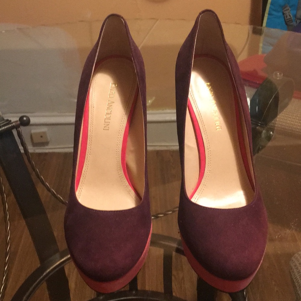 Enzo Angiolini Color-block Pumps